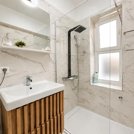 Apartament Luxury Nur By The Sea
